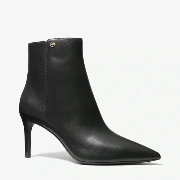 Michael Kora Alina Flex Ankle Boots Booties Black Size 6.5 New Without Box - Picture 1 of 8